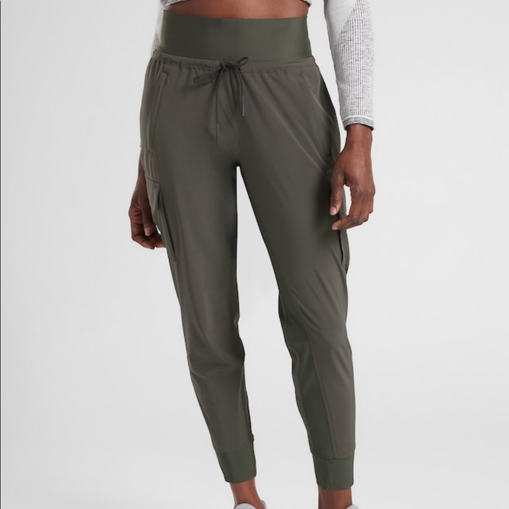 Athleta lightweight joggers